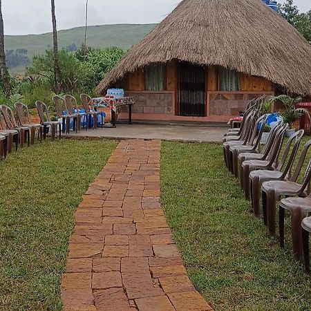 Meikha Homestay Pynursla Esterno foto
