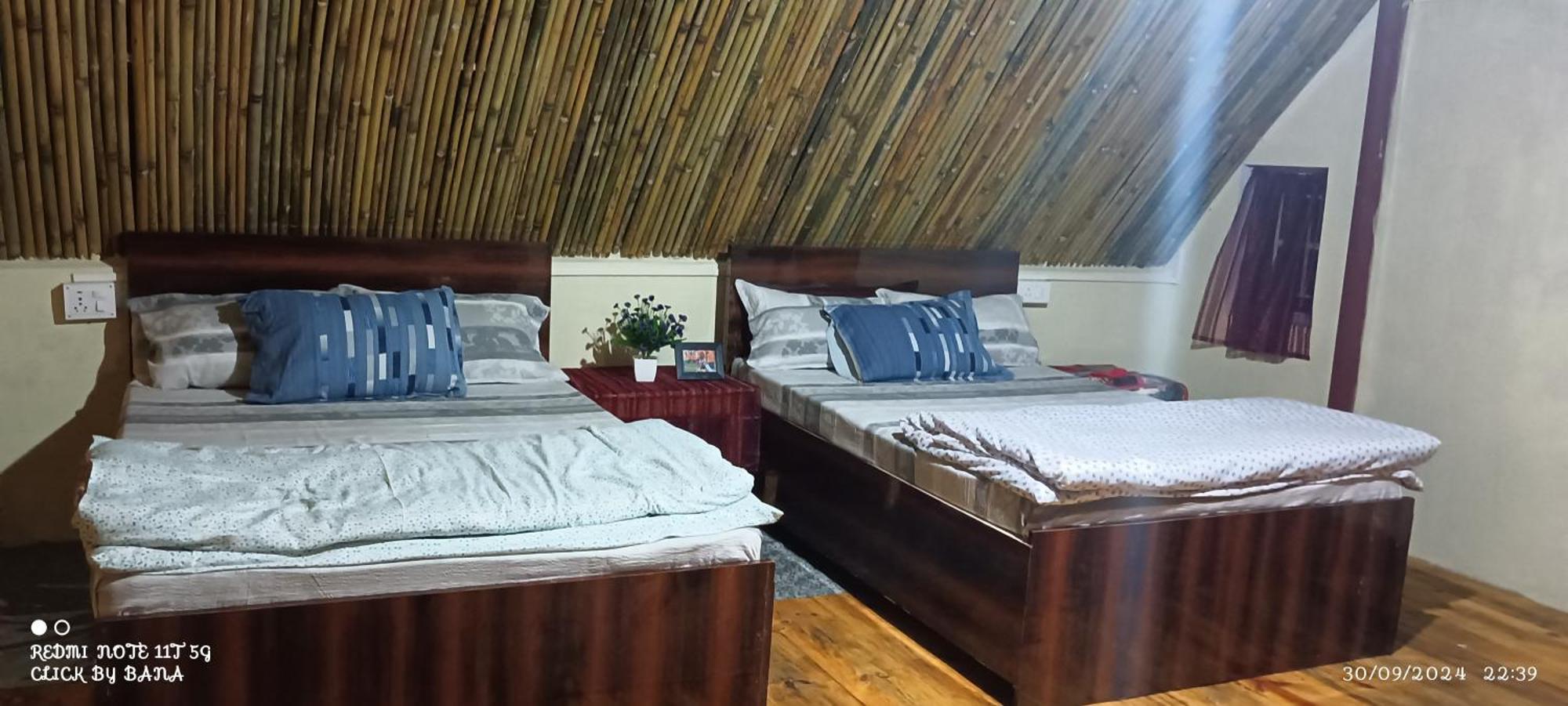 Meikha Homestay Pynursla Esterno foto